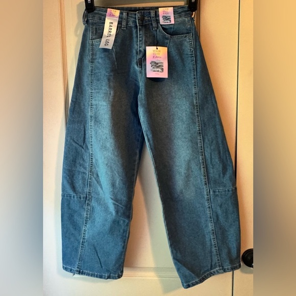 YOUR CUTE JEANS Women's Cropped Denim Barrel Leg size 0 - Picture 1 of 13